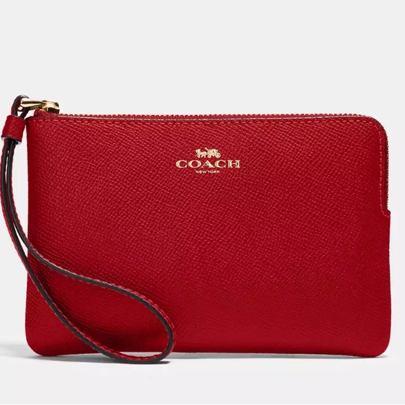 NWT Coach Red Corner Zip Wristlet Gold/1941 Red - Picture 1 of 16